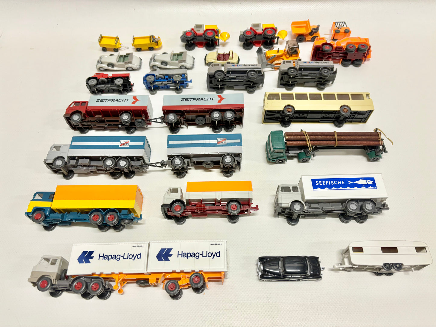 Wiking H0 Fahrzeuge LKW + PKW 25 Stk.