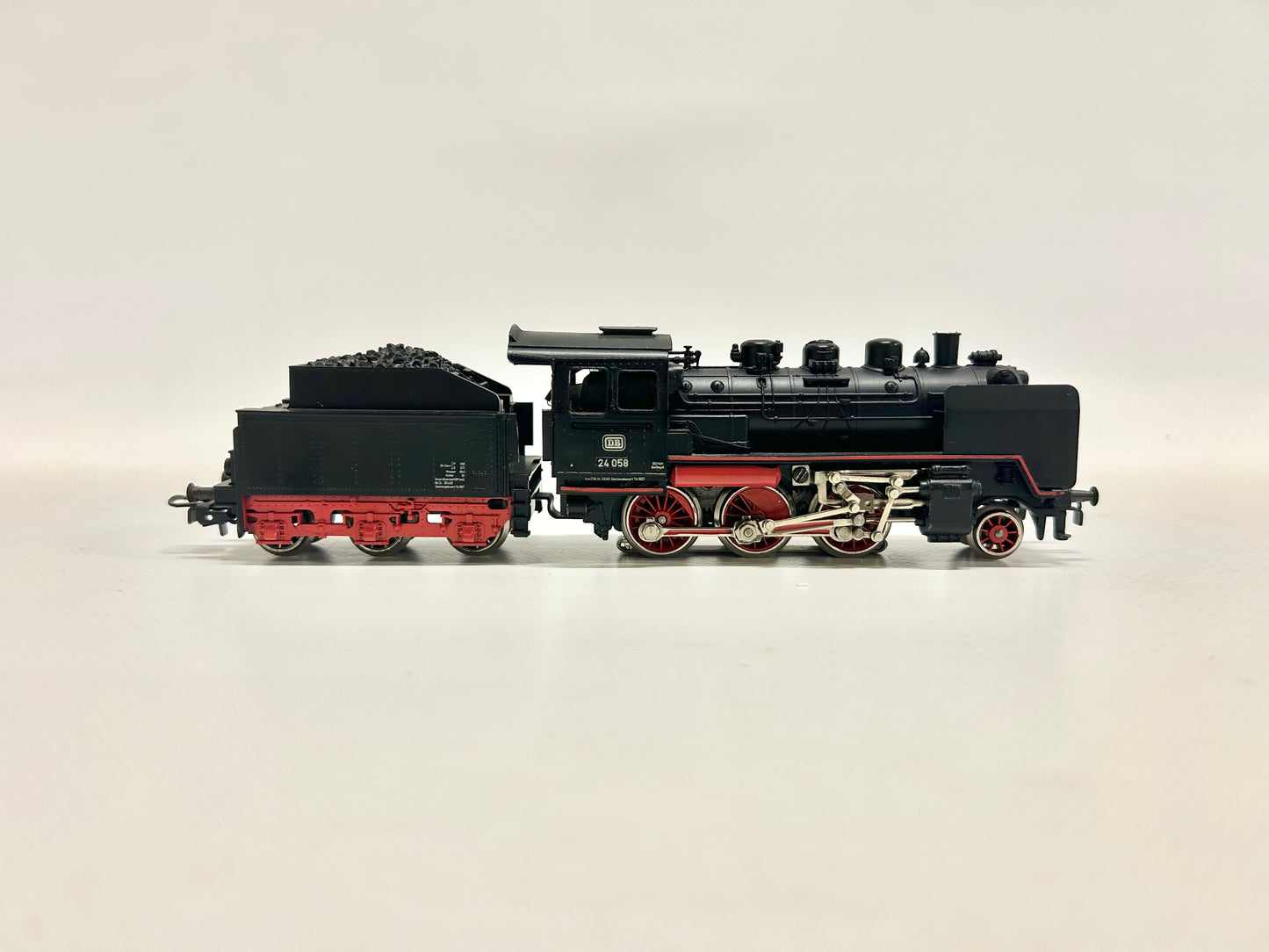 Märklin 3003 Br 24 "Steppenpferd" Dampflok H0