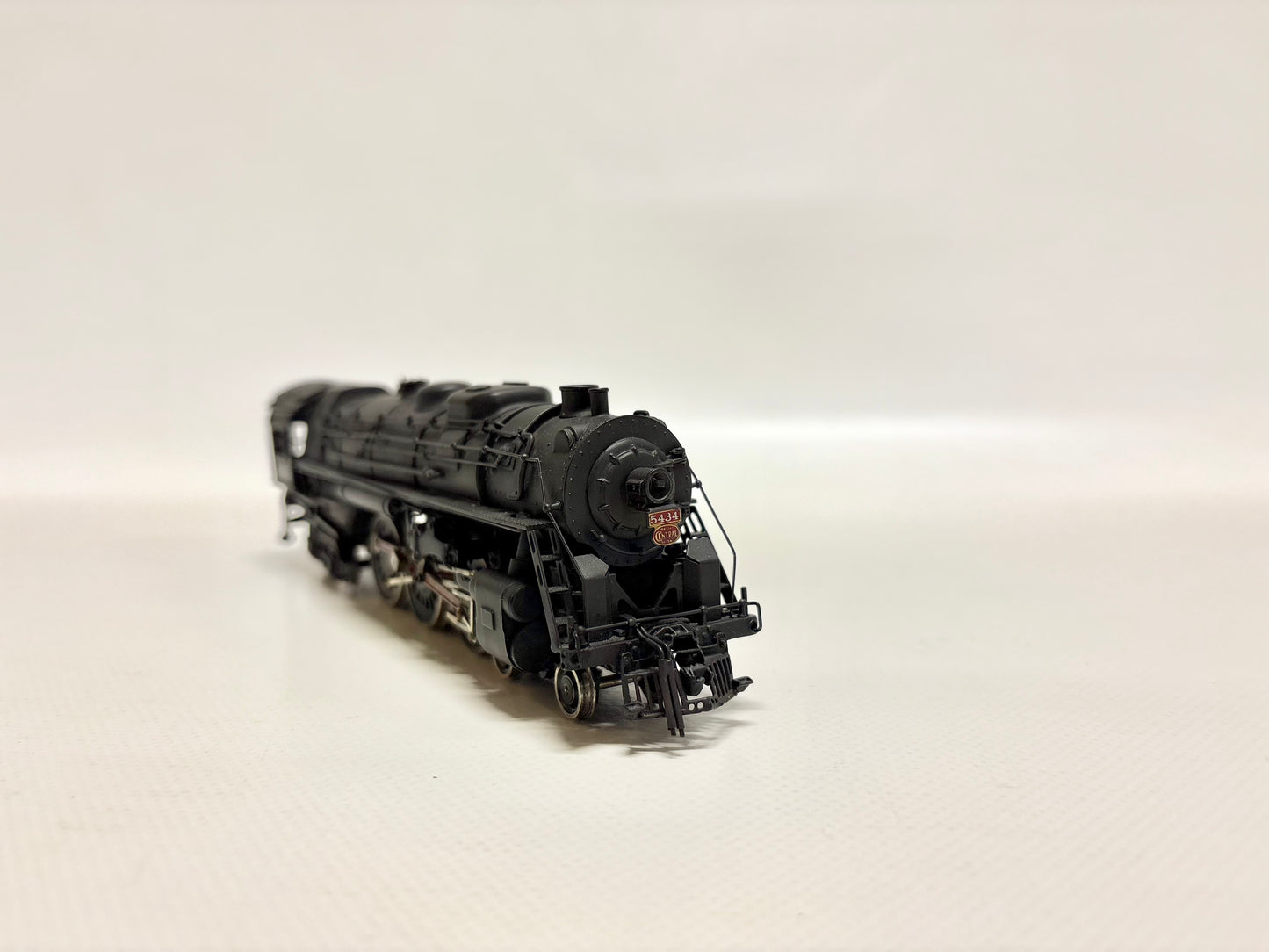 United Scale Models Dampflok F6 4-6-4 5434 New York Central DC H0