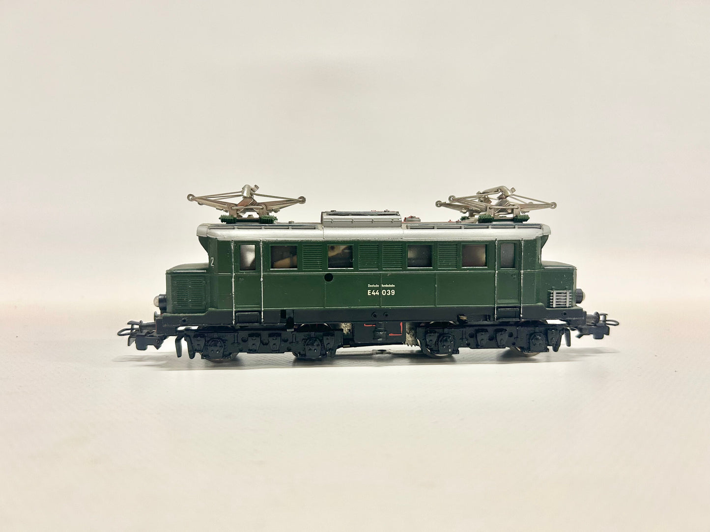 Märklin 3011 E-Lok E 44 DB H0