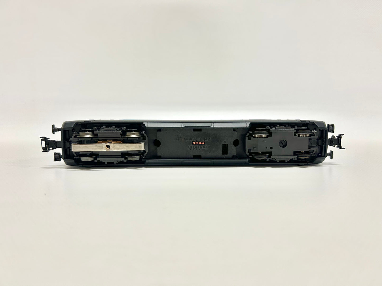 Märklin 34633 Digital E-Lok Re 460 "PEPSI" SBB H0