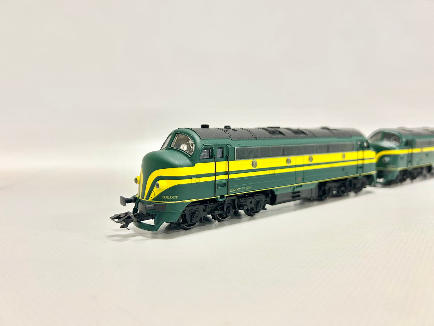 Märklin 34664 Digital + Sound Doppeltraktion Serie 202 + 203 SNCB Diesellok H0