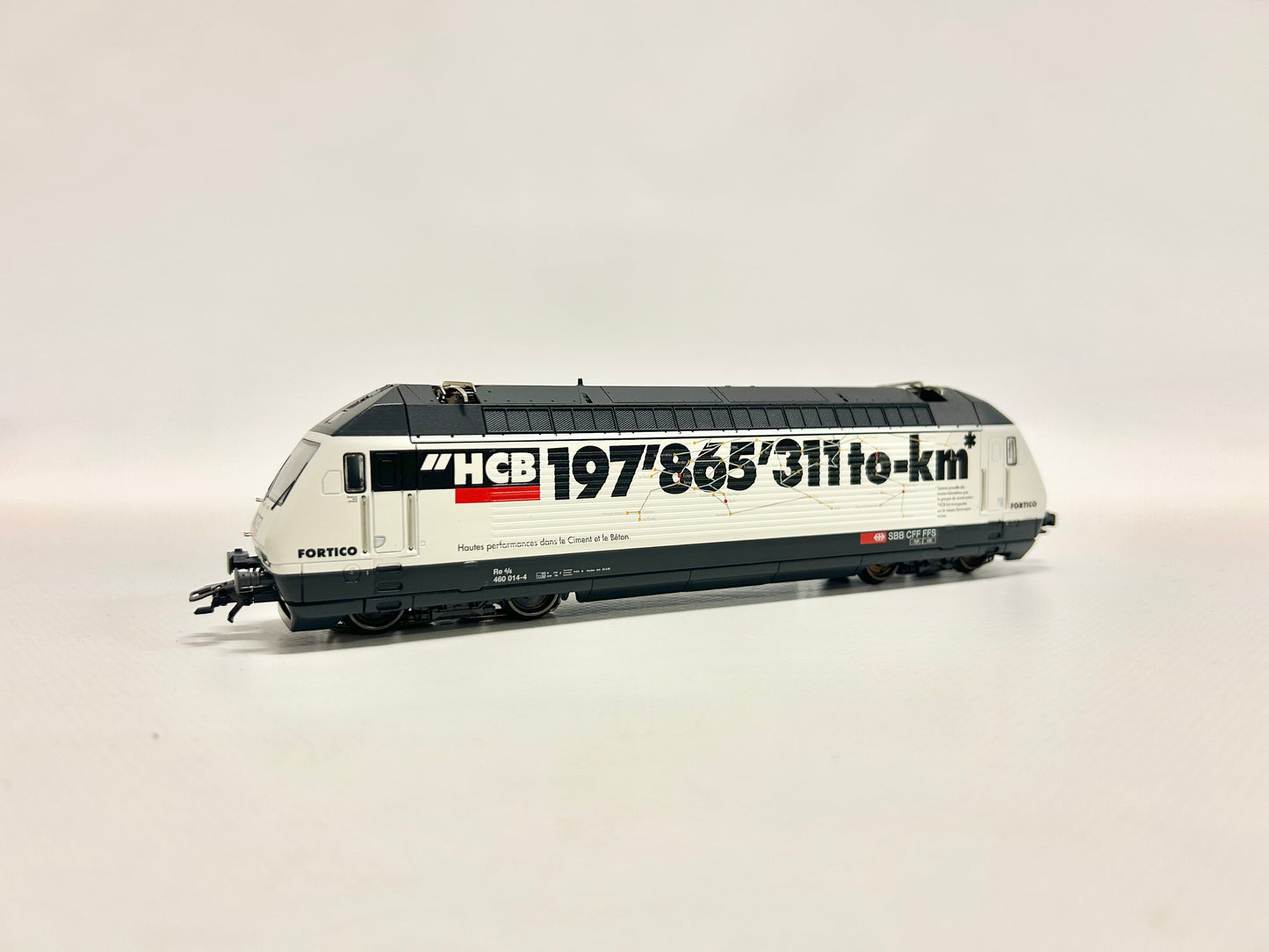 Märklin 34616 Digital SBB Re 460 electric locomotive H0