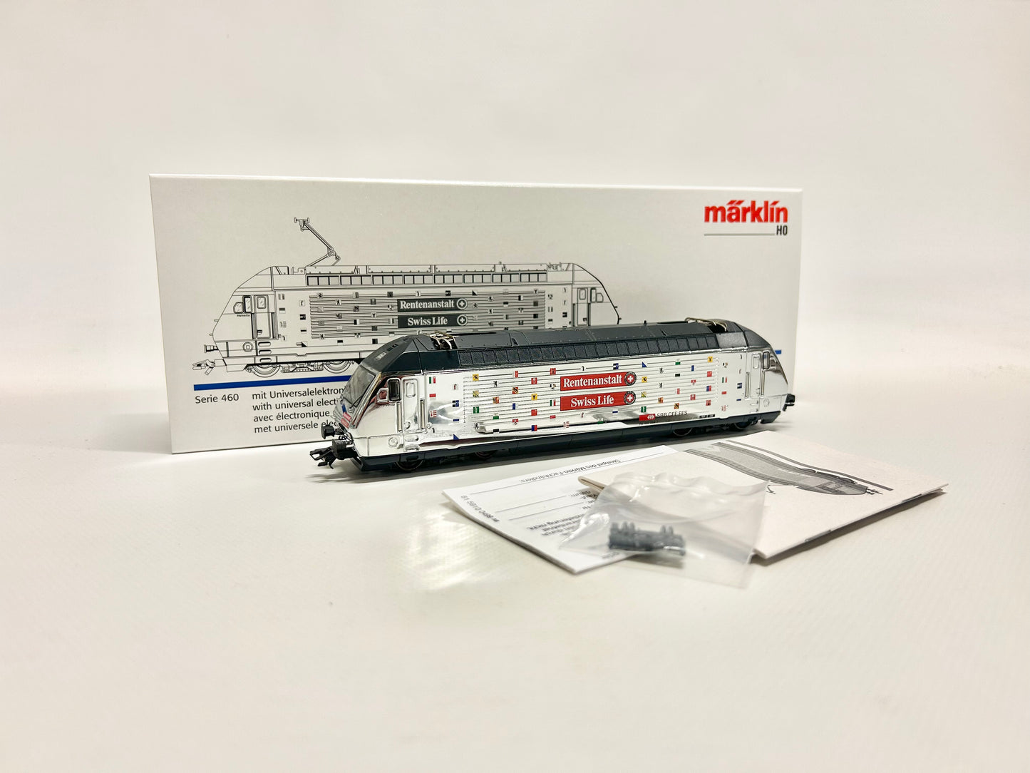 Märklin 34636 Digital Re 460 SBB Electric Locomotive "Swiss Life Pension Institution" H0
