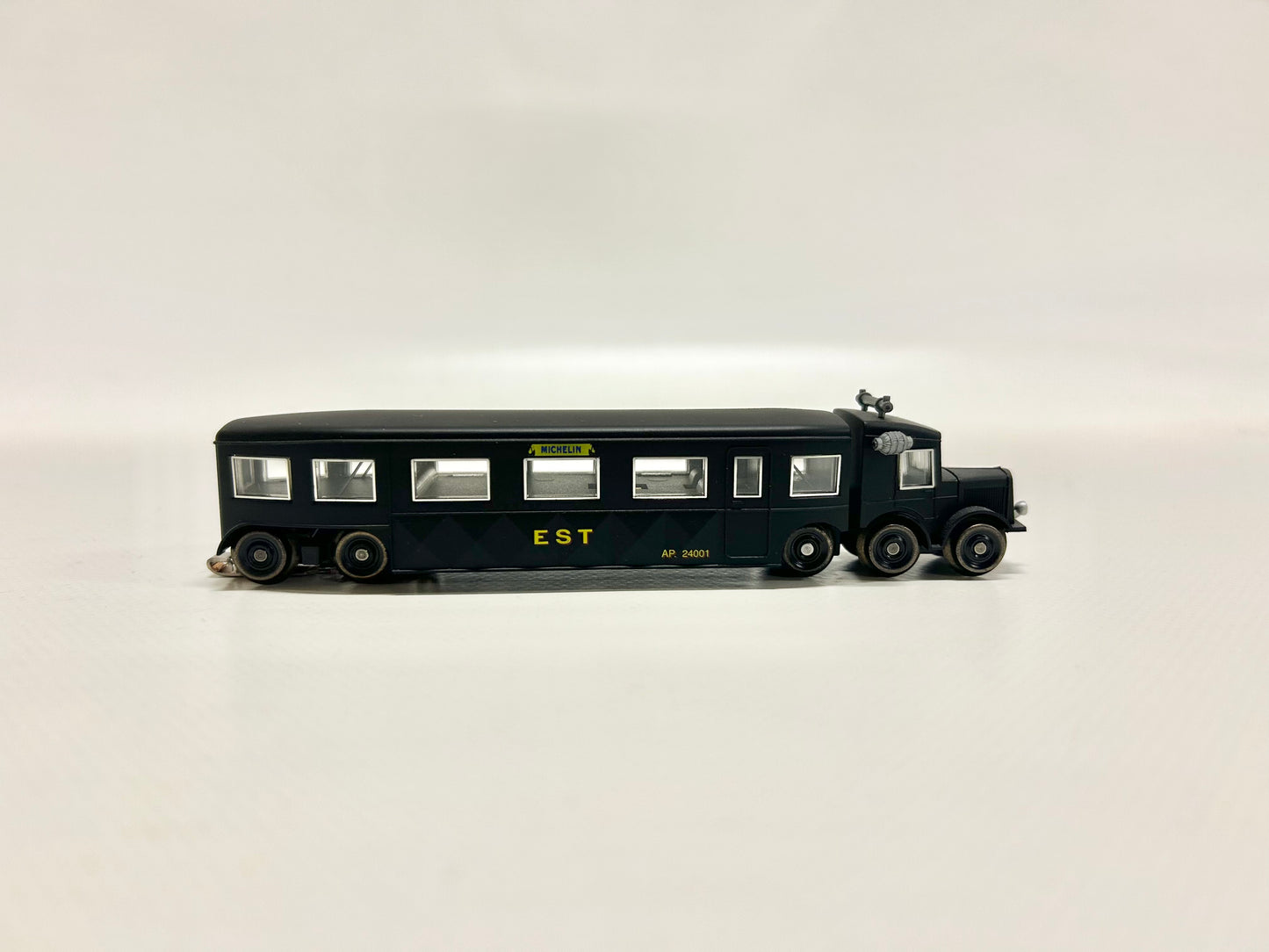 Märklin 3122 Michelin Schienenbus EST H0