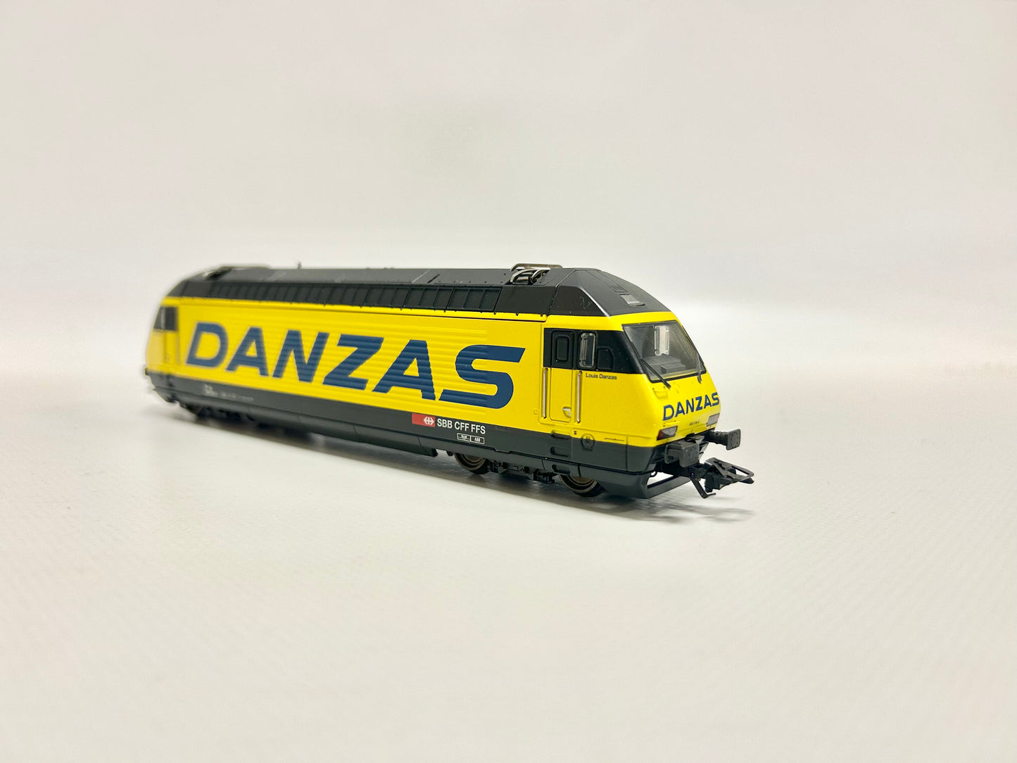 Märklin 3453 Digital Re 460 "DANZAS" Electric Locomotive SBB H0