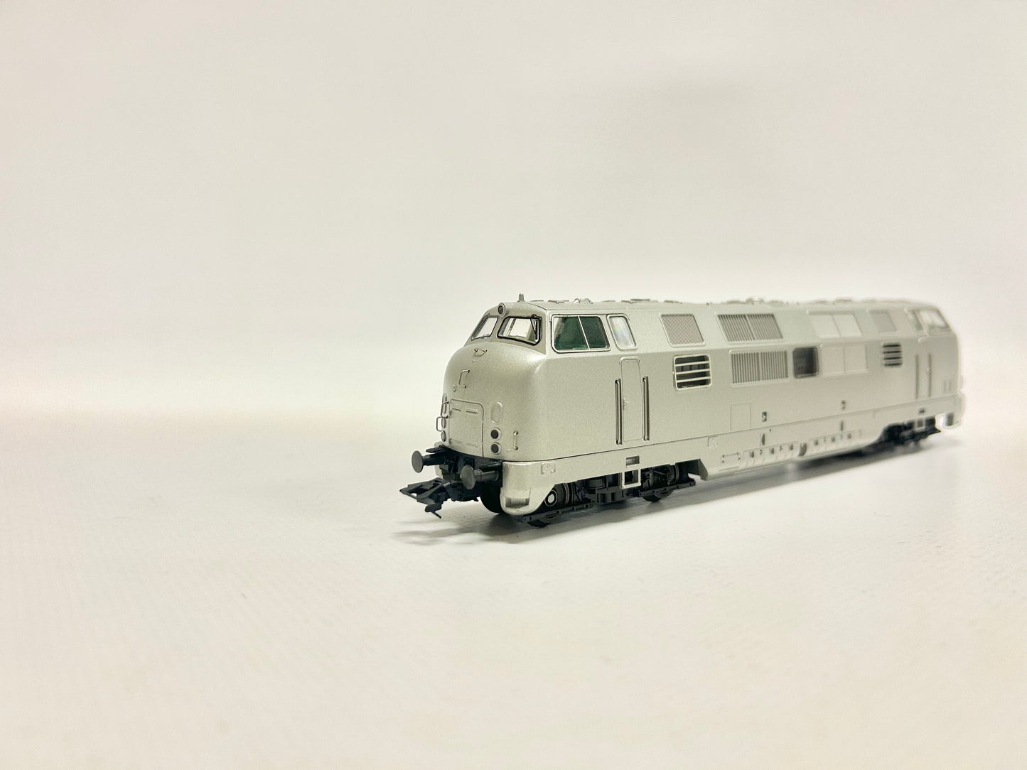 Märklin 3581 Br 221 "Metall Technologie" Diesellok Sondermodell H0