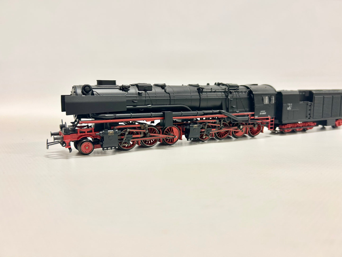 Märklin 37021 Digital Br 53 Dampflok mit Kondenstender H0