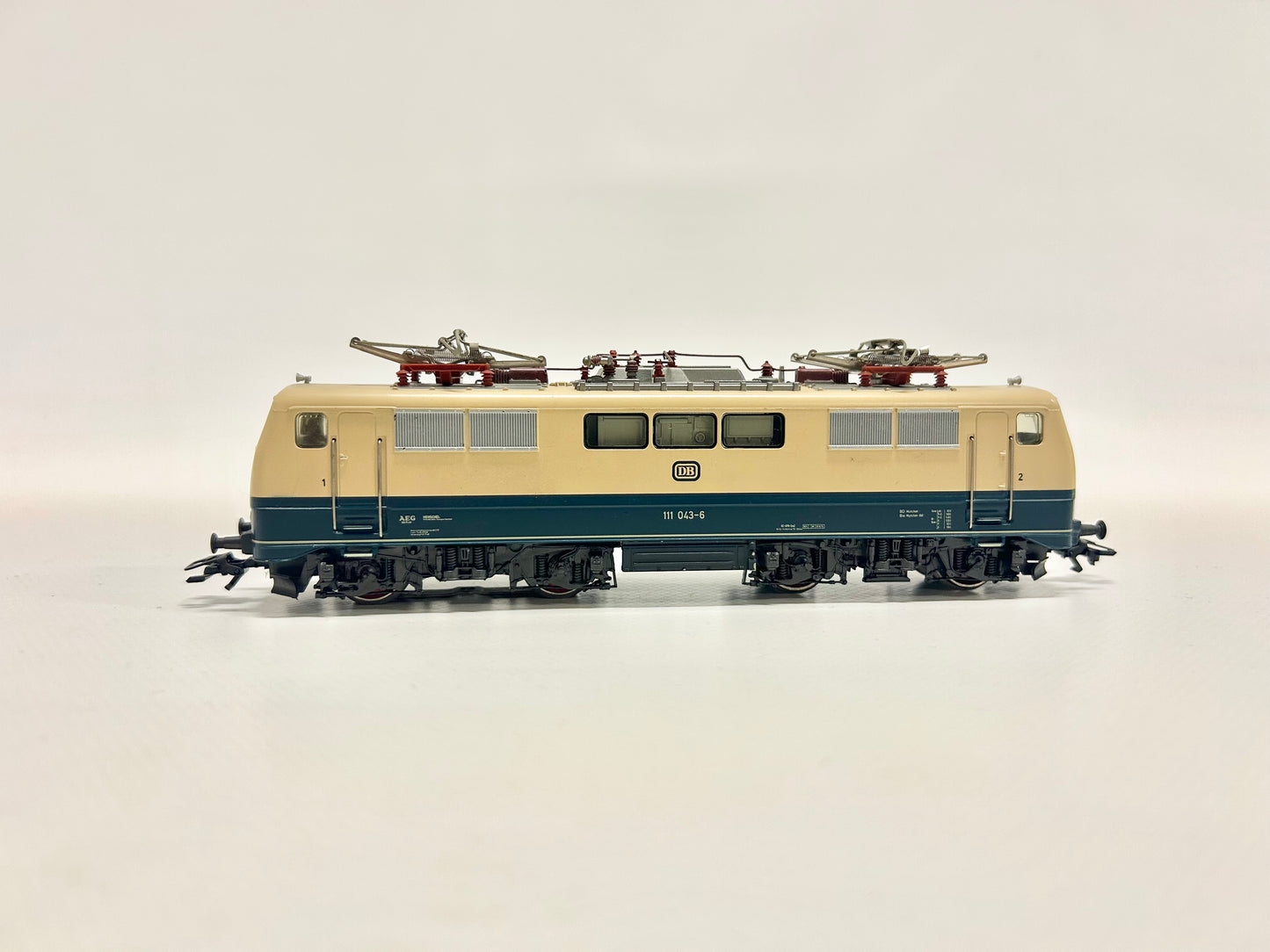 Märklin 3042 Br 111 E-Lok H0