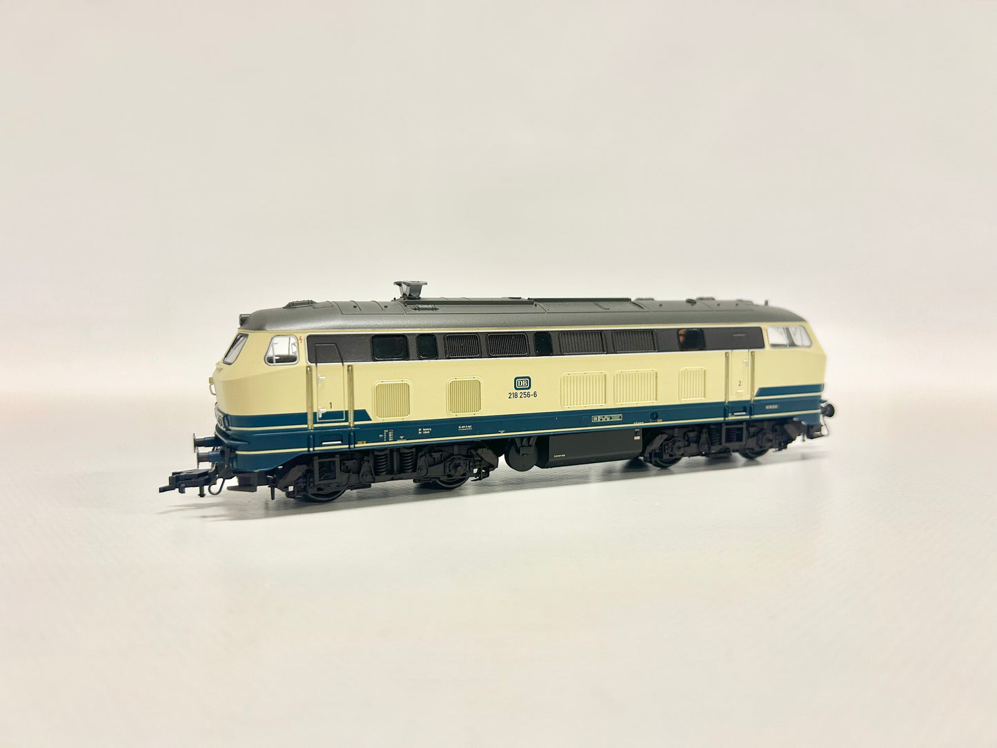 Trix 22221 DSS Diesellok Br 218 DB DC H0