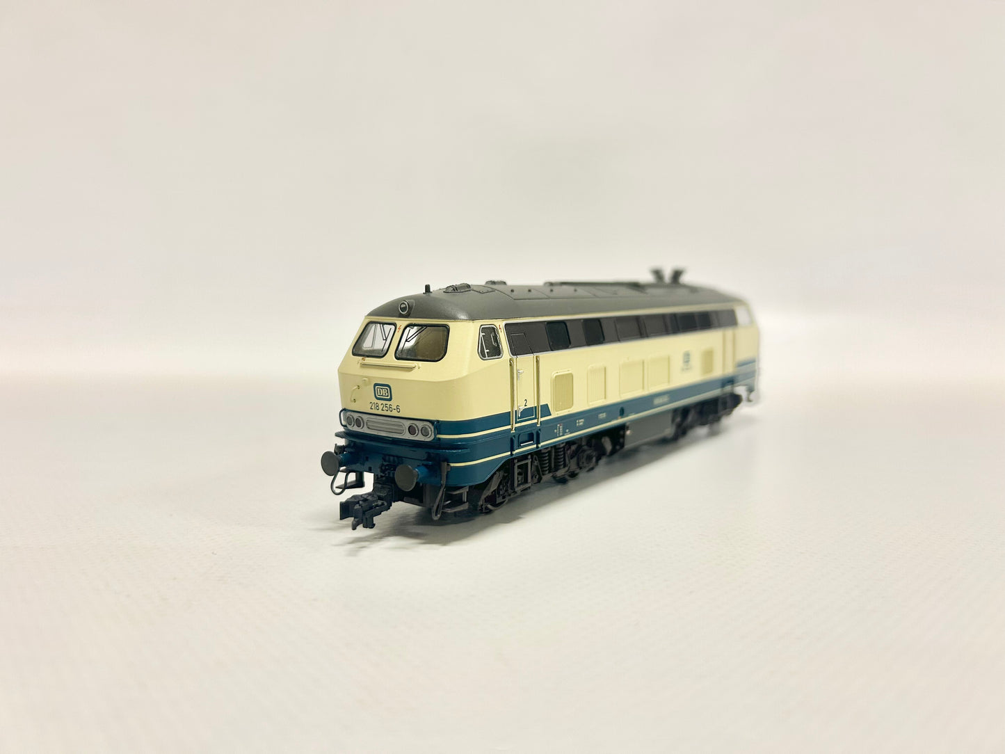 Trix 22221 DSS Diesellok Br 218 DB DC H0