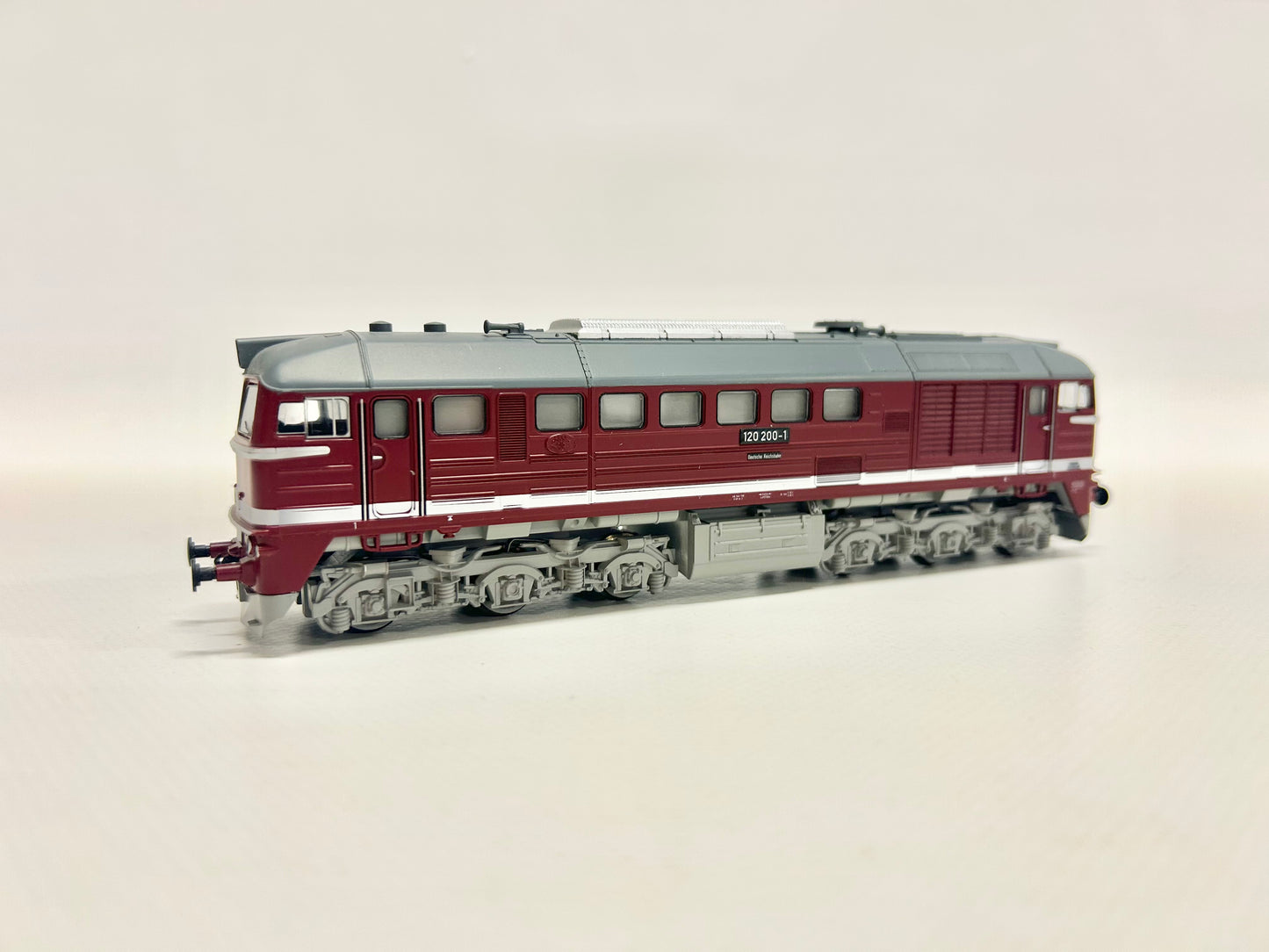 Gützold 50300 Diesellok Br 120 DR DC H0