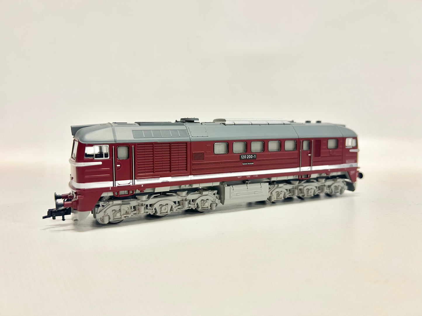 Gützold 50300 Diesellok Br 120 DR DC H0