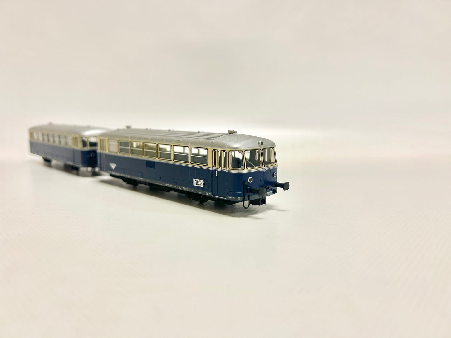 Trix 22799 DCC Digital + Sound Österreichischer Schienenbus Reihe 5081 mit Beiwagen H0