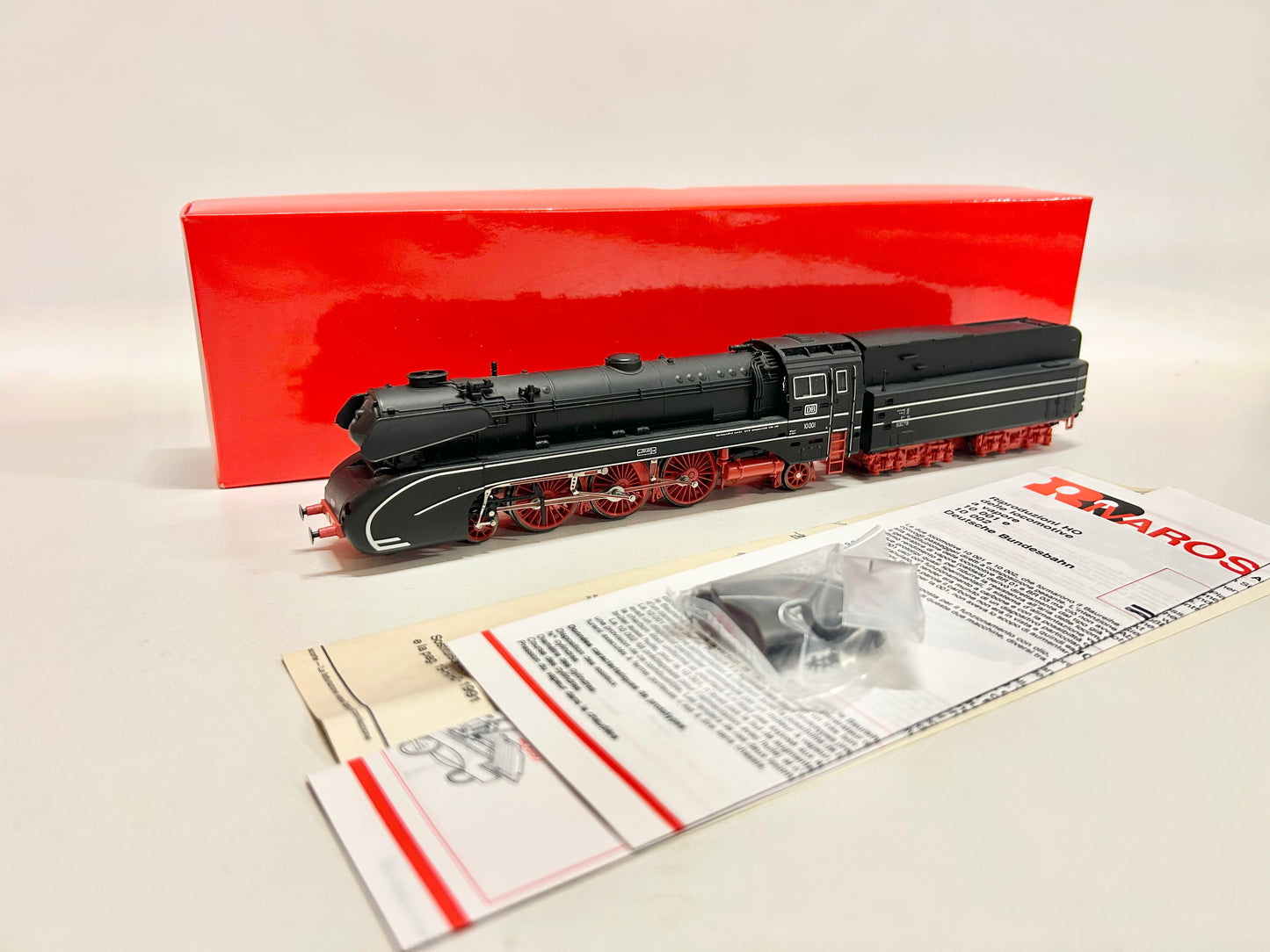Rivarossi 1323 Dampflok Br 10 001 Stromlinienlok DC H0