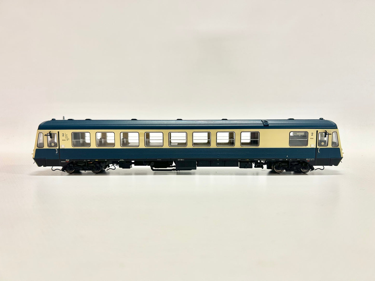Rivarossi HR2113 DSS Dieseltriebwagen 627 001-1 "Kempten" DB DC H0
