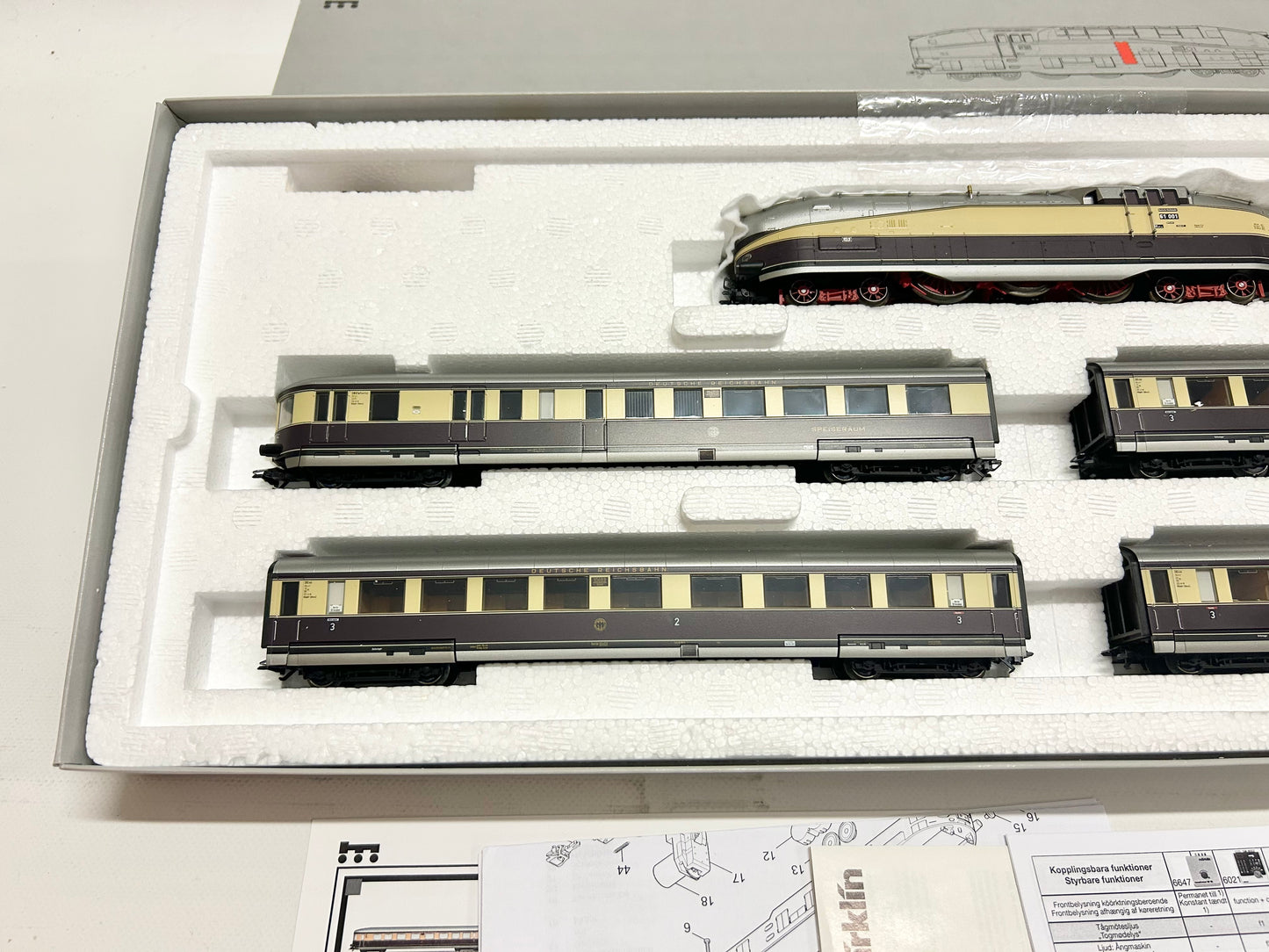 Märklin 26610 Mfx-Digital + Sound Zugpackung Henschel-Wegmann-Zug H0