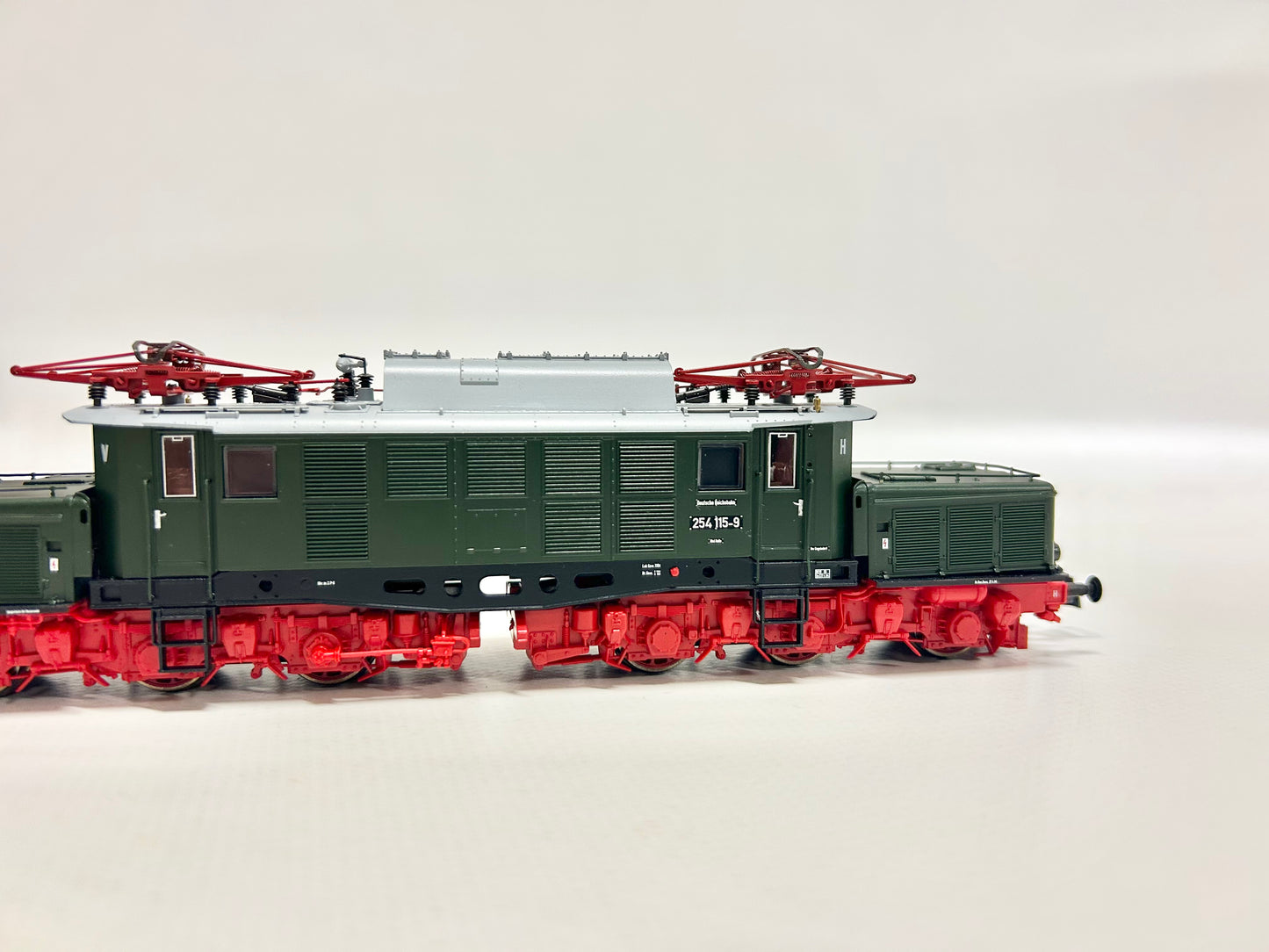 Roco 73350 DSS Plux 16 E-Lok Br 254 115-9 DR DC H0
