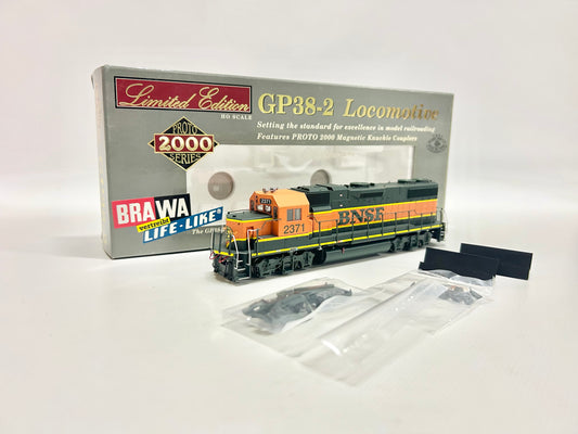 Proto2000Series 31020 Diesellok GP38-2 BNSF DC H0