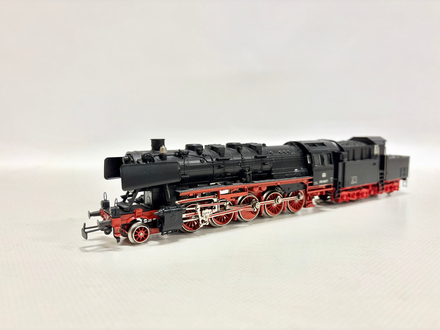 Märklin 3084 Dampflok Br 050 082-7 DB AC H0