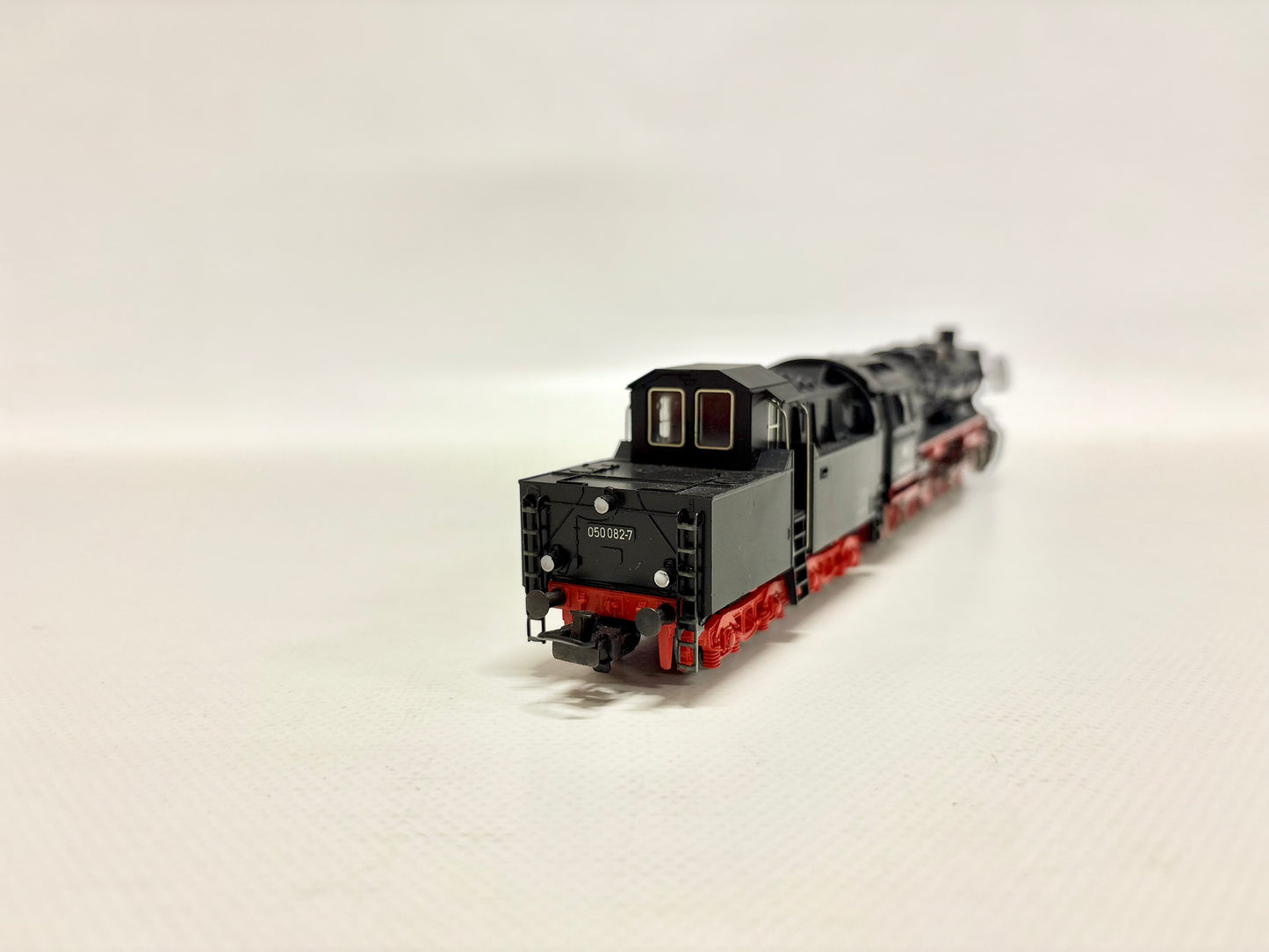 Märklin 3084 Dampflok Br 050 082-7 DB AC H0