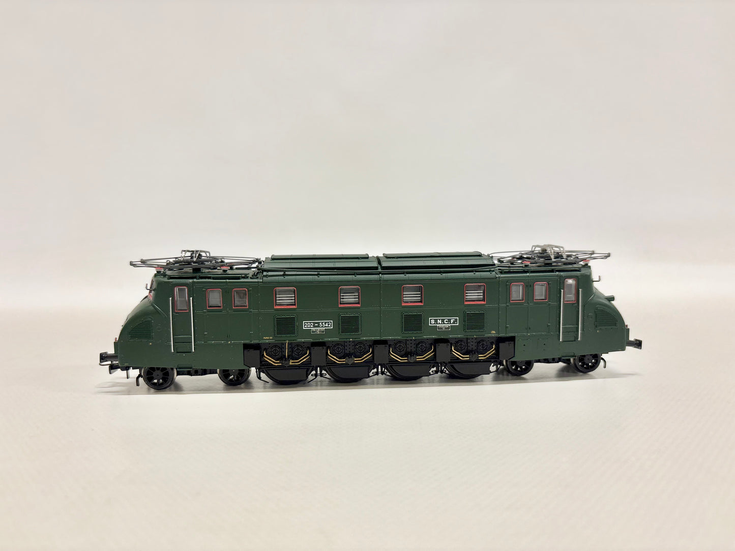 Jouef HJ2066 E-Lok Serie 2D2 5542 DC H0