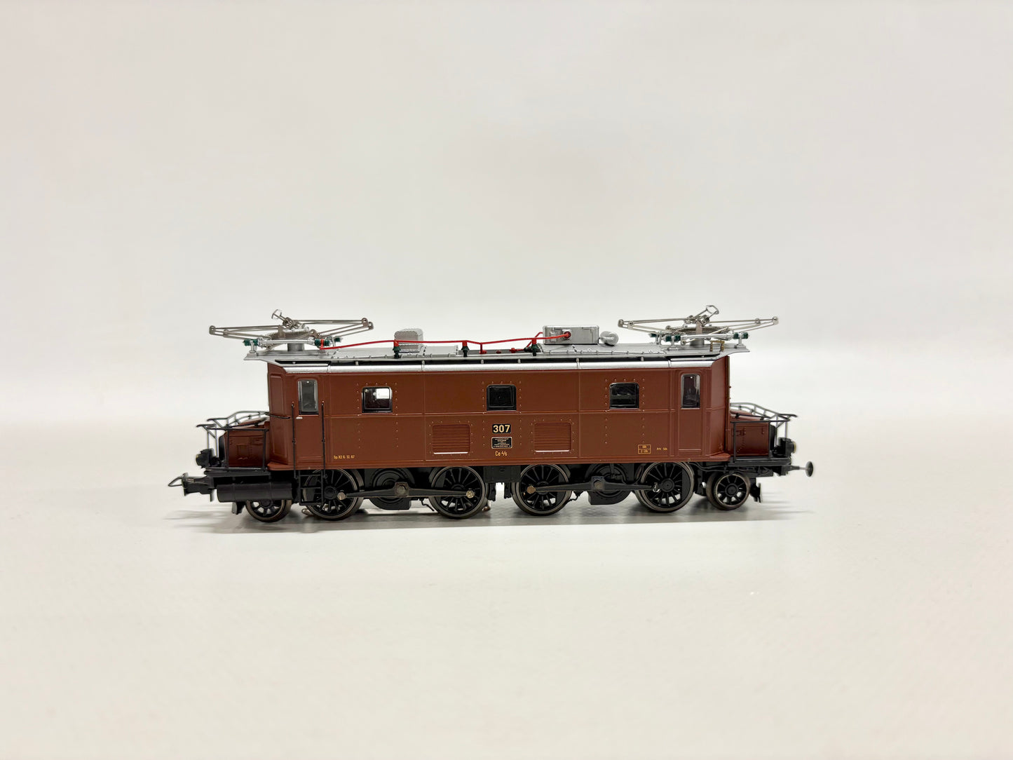 Rivarossi HR2456 Digital E-Lok Ce 4/6 307 BLS AC H0