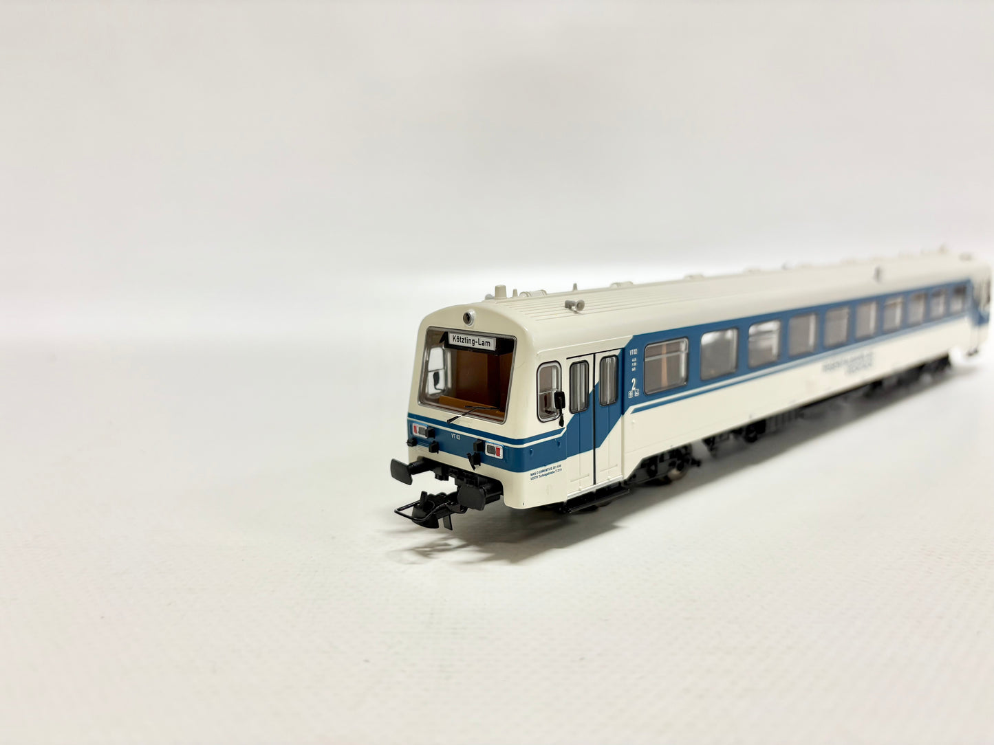 Brekina 64321 Digital Dieseltriebwagen VT 02 Regentalbahn AG AC H0
