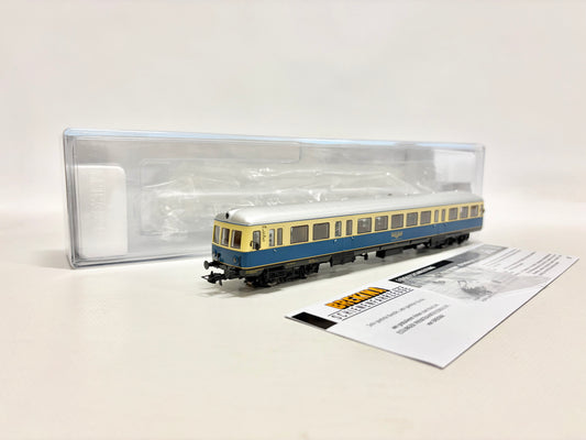 Brekina 64123 Digital Dieseltriebwagen VT 04 Regentalbahn AG AC H0