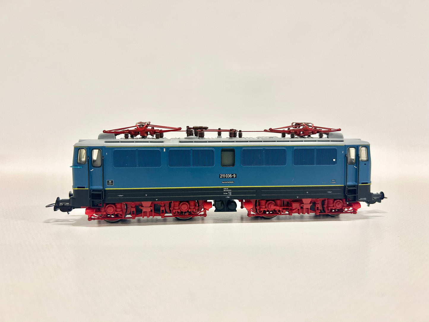 Piko 51031 DSS E-Lok Br 211 S-Bahn Leipzig DC H0