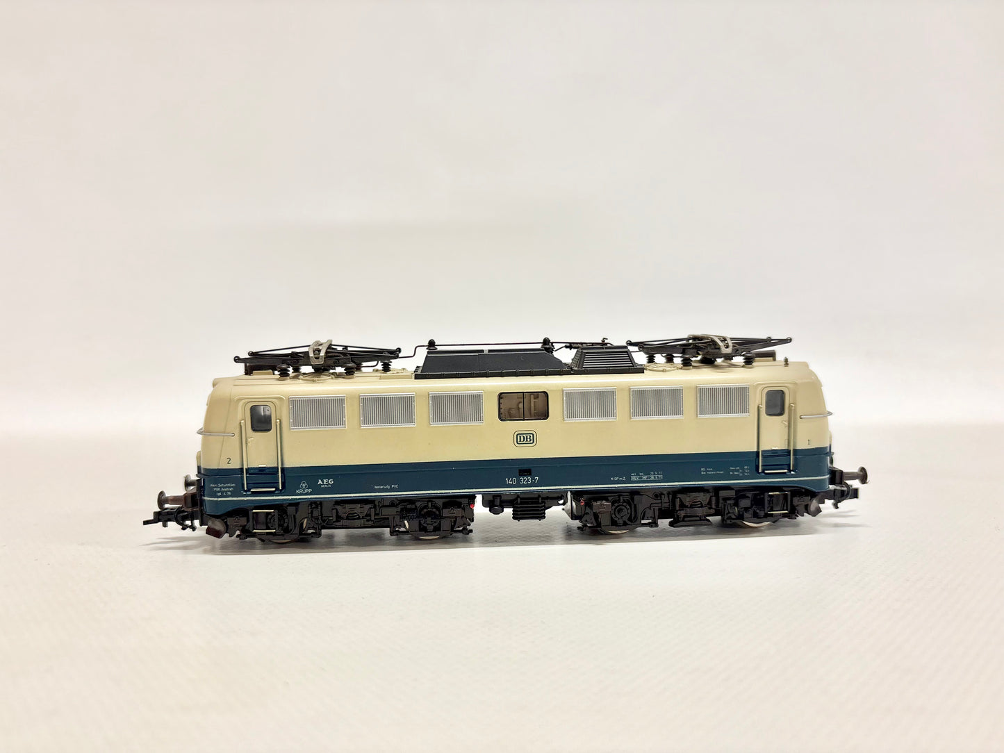 Roco 4136B E-Lok Br 140 323-7 DB DC H0