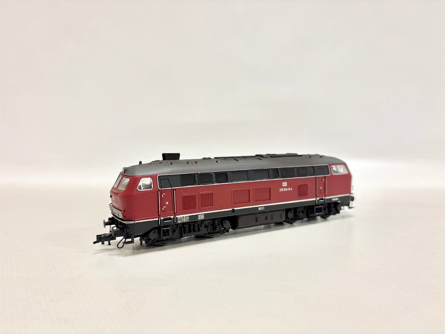 Fleischmann 4236 Umbau Diesellok Br 210 004-8 DB AC H0