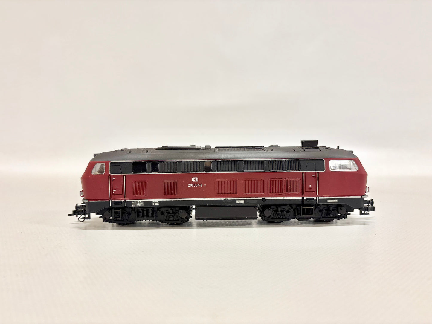 Fleischmann 4236 Umbau Diesellok Br 210 004-8 DB AC H0