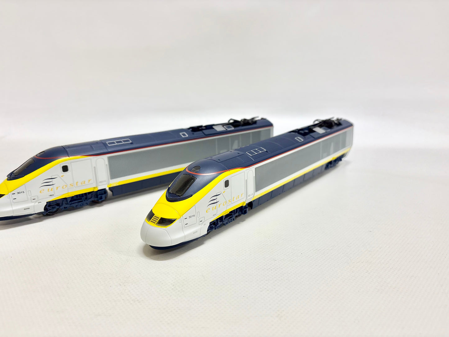 Hornby Eurostar Schnelltriebwagen DC H0