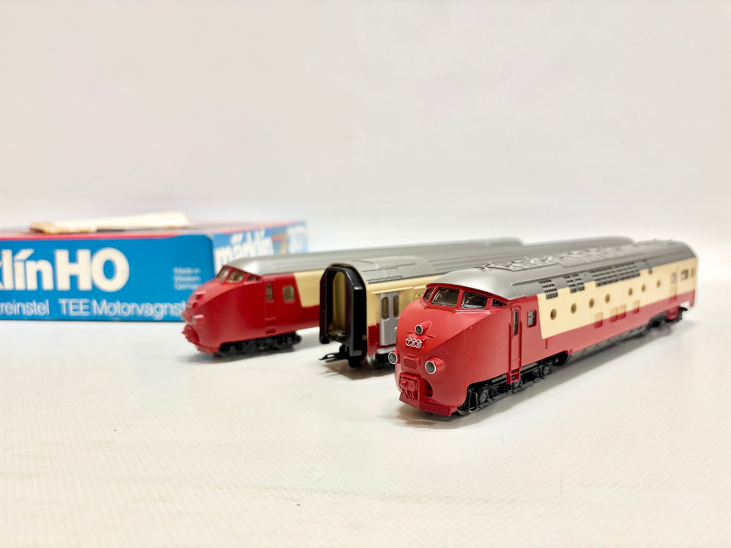 Märklin 3071 Dieseltriebwagen RAm TEE SBB AC H0