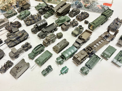 Roco Minitanks Militär Konvolut Fahrzeuge + Soldaten H0