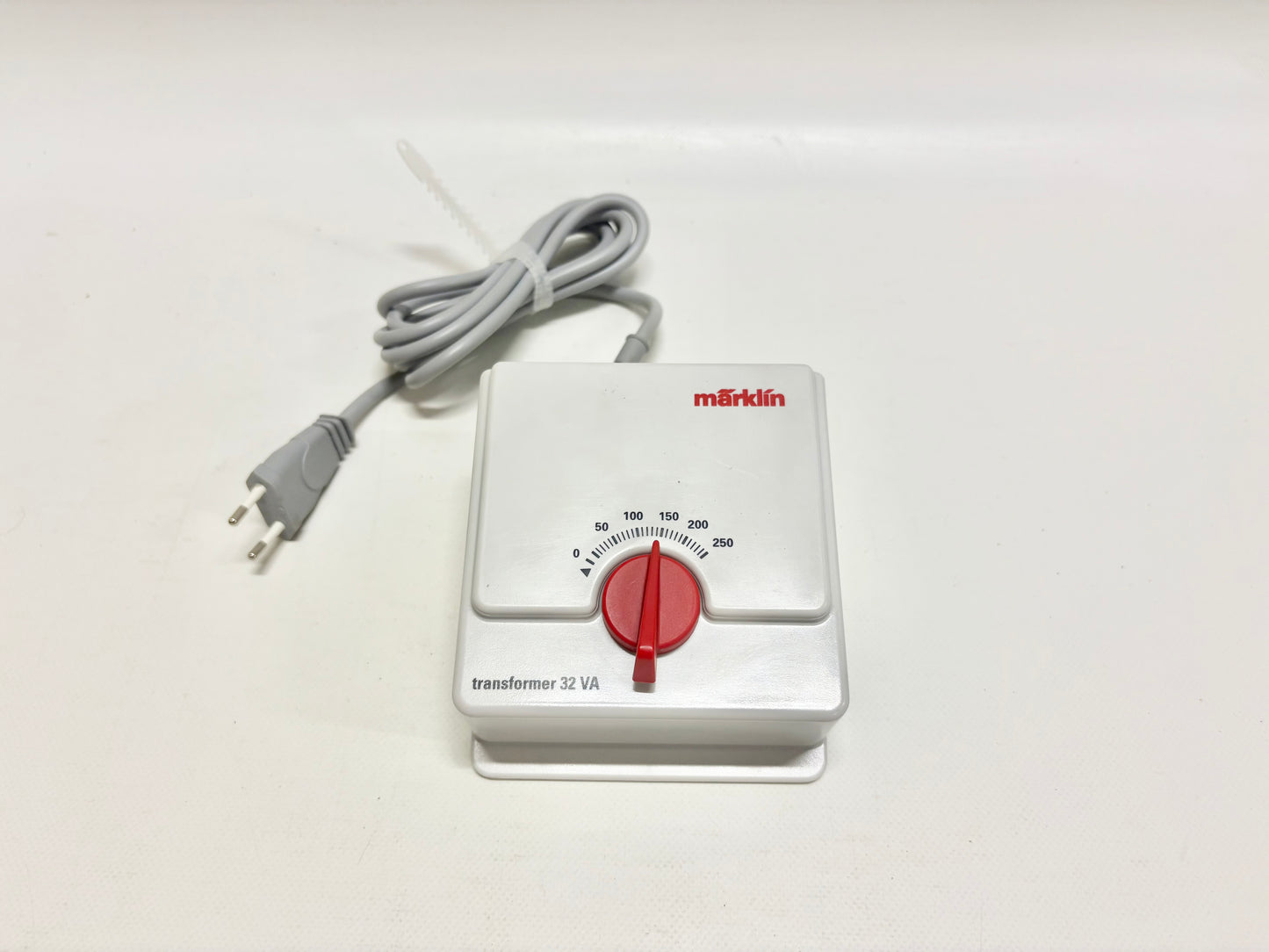 Märklin 6647 Transformator 32VA