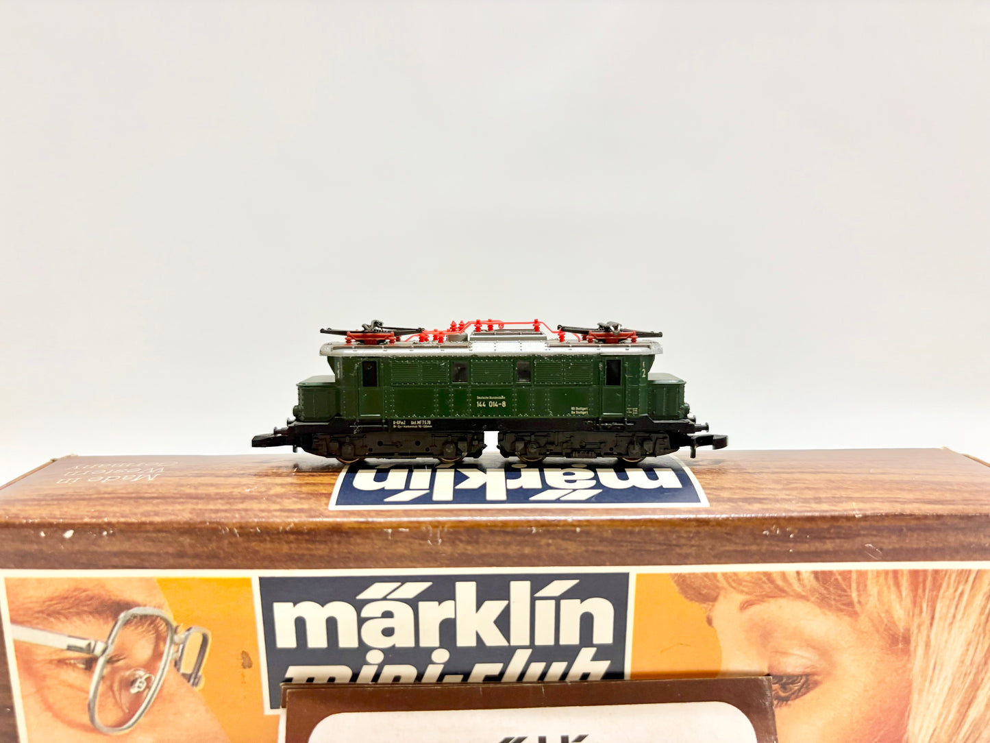 Märklin 8811 Elektrolokomotive Br 144 014-8 DB Z