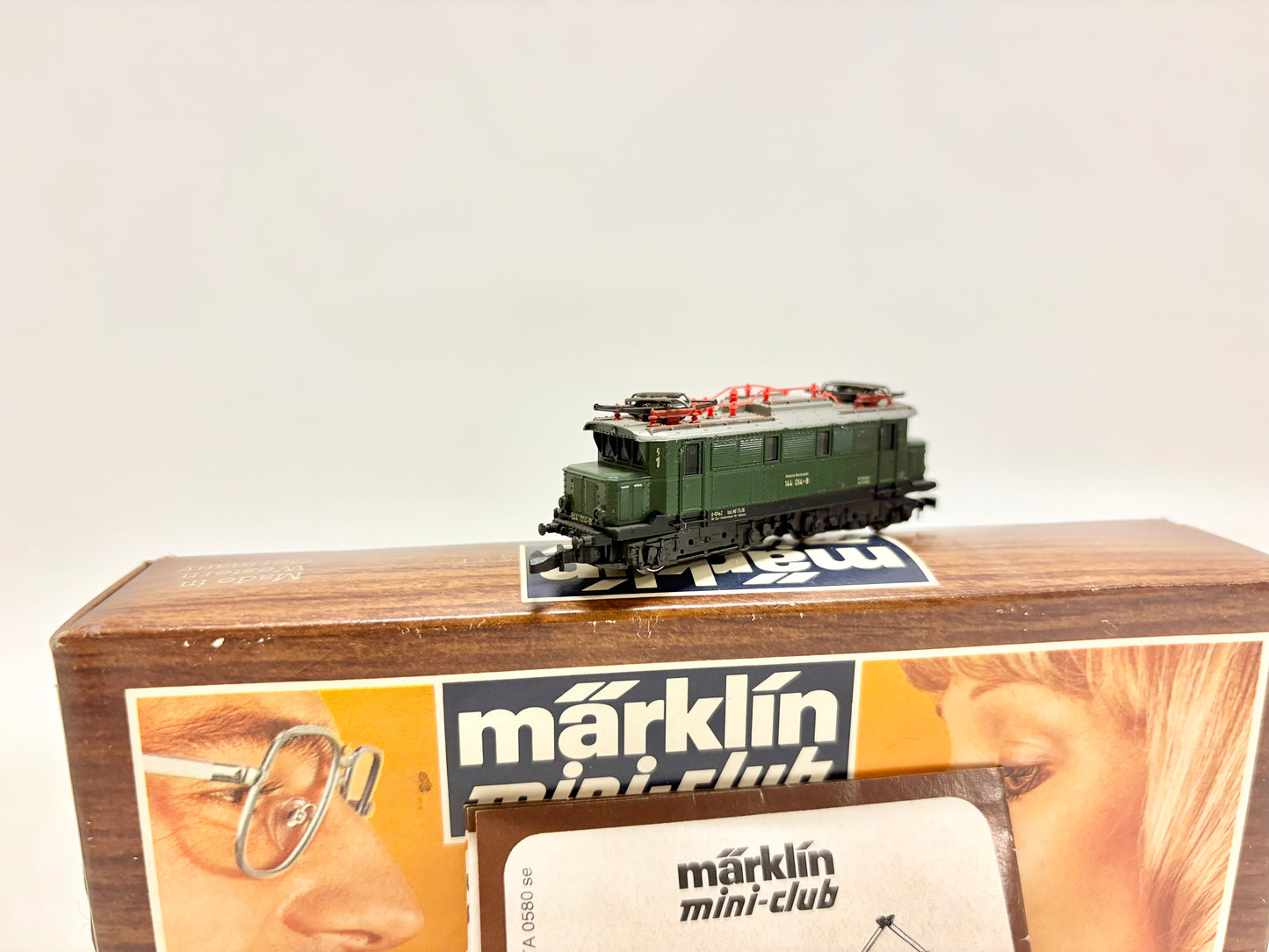 Märklin 8811 Elektrolokomotive Br 144 014-8 DB Z