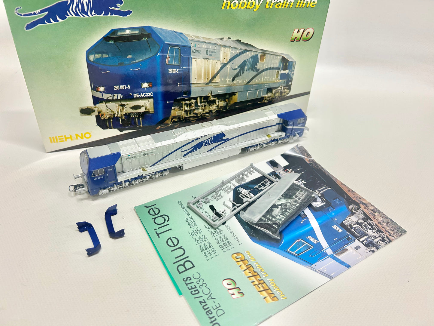 Mehano 29530 Digital + Sound Diesellok ADtranz Br 250 001-5 "Blue Tiger" DC H0