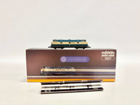 Märklin 8821 Diesellokomotive Br 221 118-4 DB Z