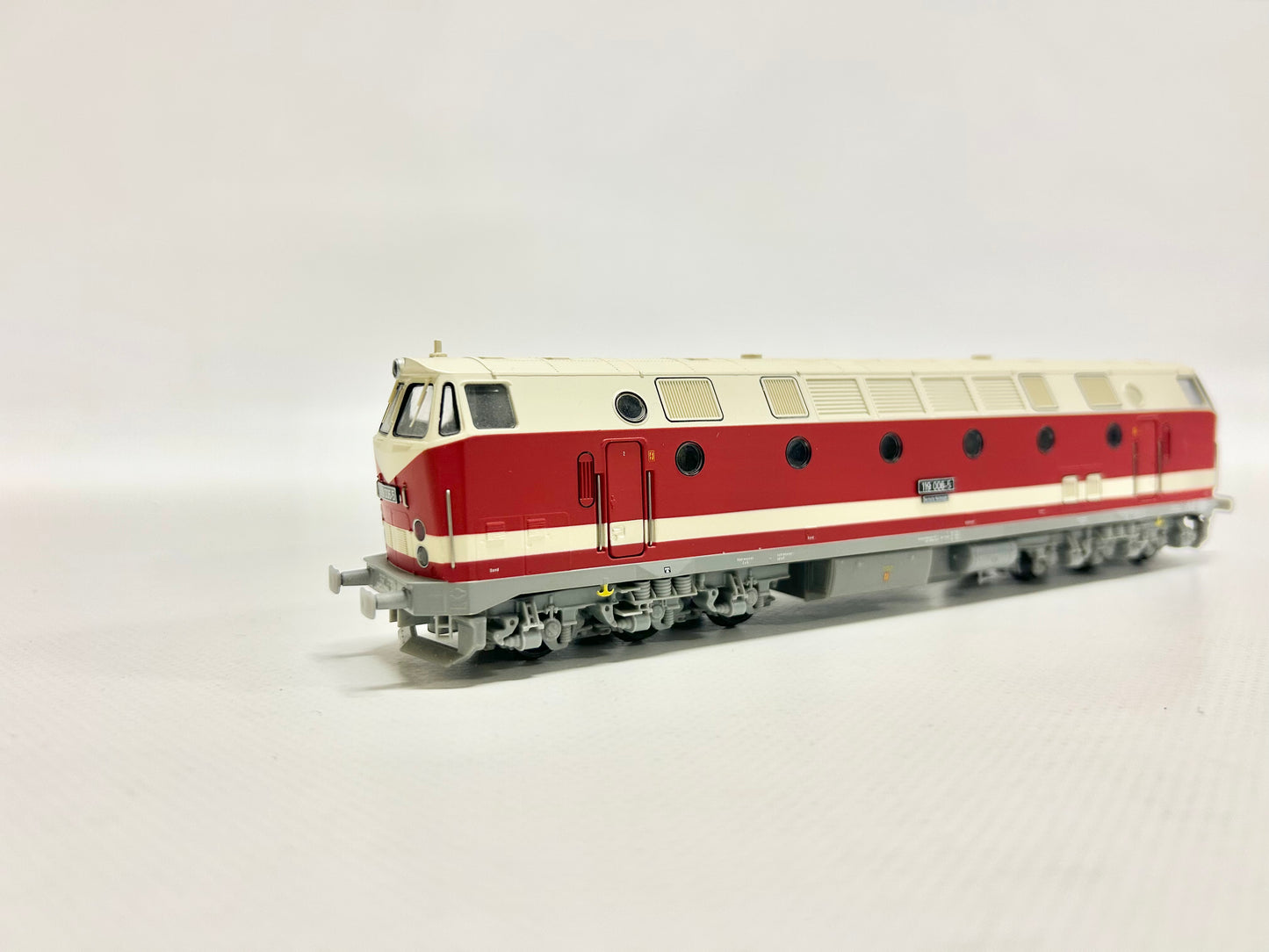 Brawa 0400 DSS Diesellok Br 119 006-5 DR DC H0