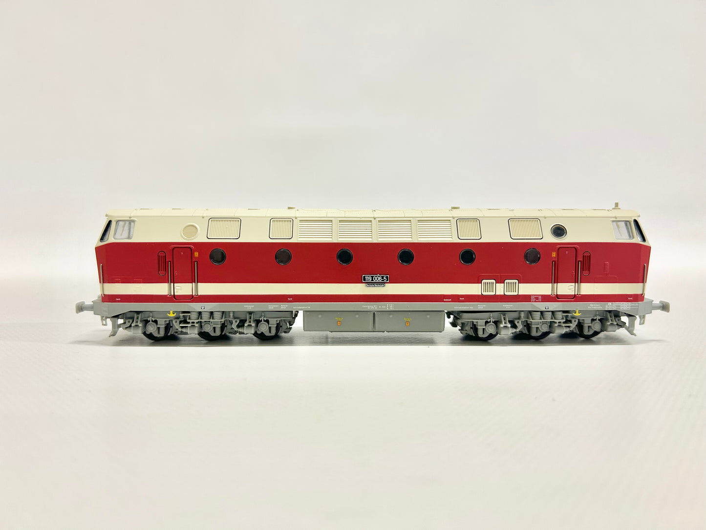 Brawa 0400 DSS Diesellok Br 119 006-5 DR DC H0