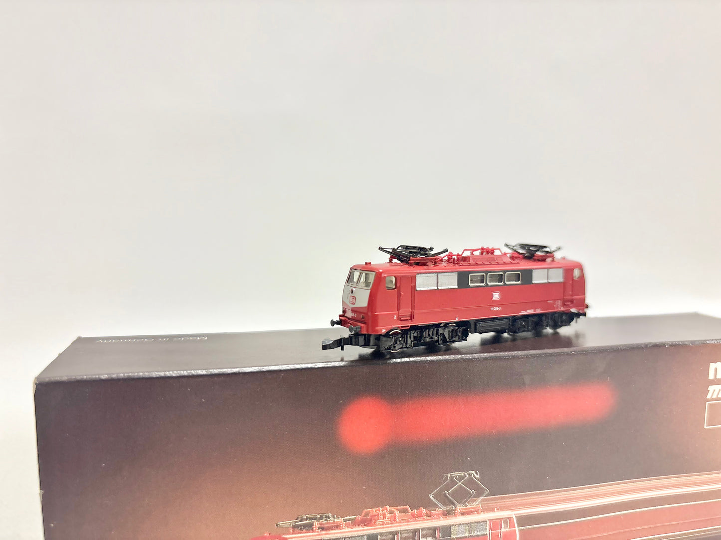 Märklin 8843 Elektrolokomotive Br 111 041-0 DB Z