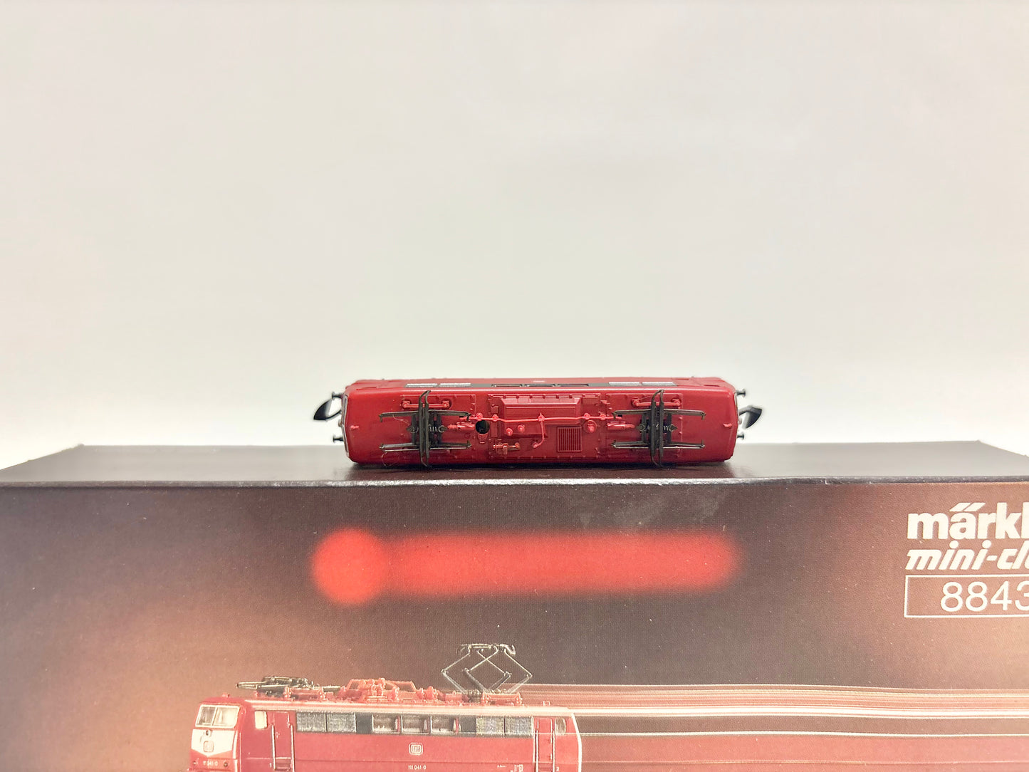 Märklin 8843 Elektrolokomotive Br 111 041-0 DB Z