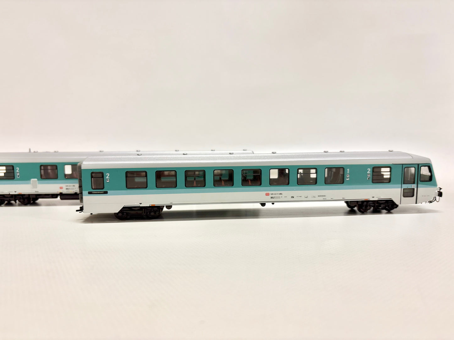 Roco 43022 Dieseltriebwagen Br 628.2/928.2 DB DC H0