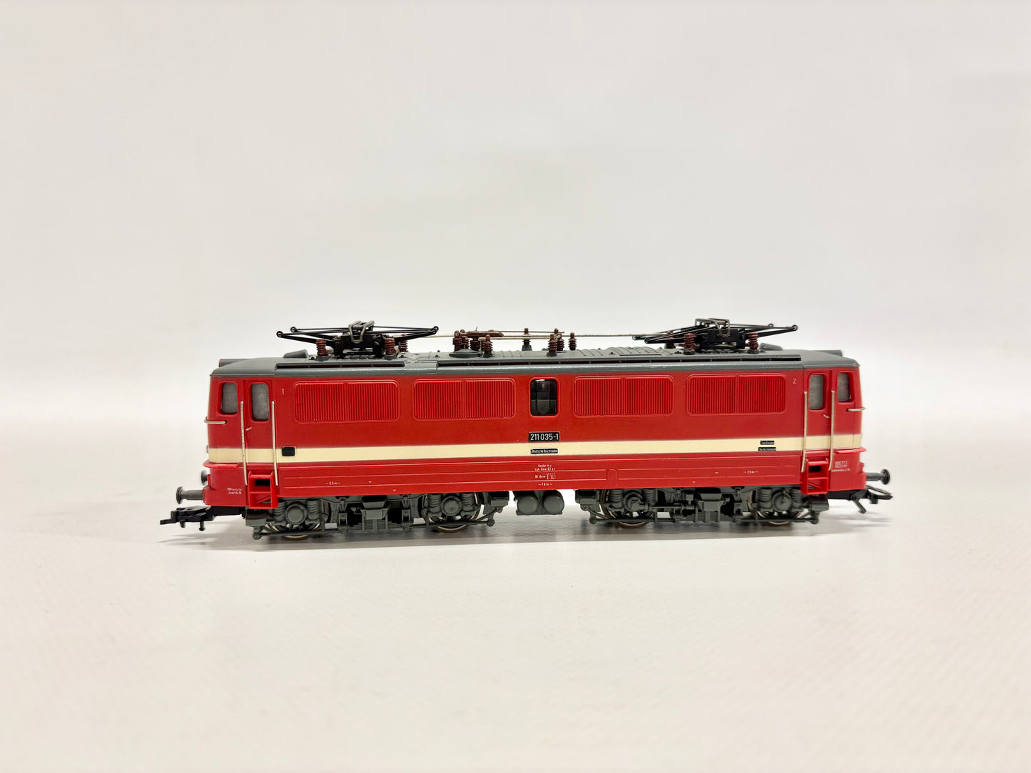 Piko 5/6213/000 DEFEKT E-Lok Br 211 035-1 DR DC H0