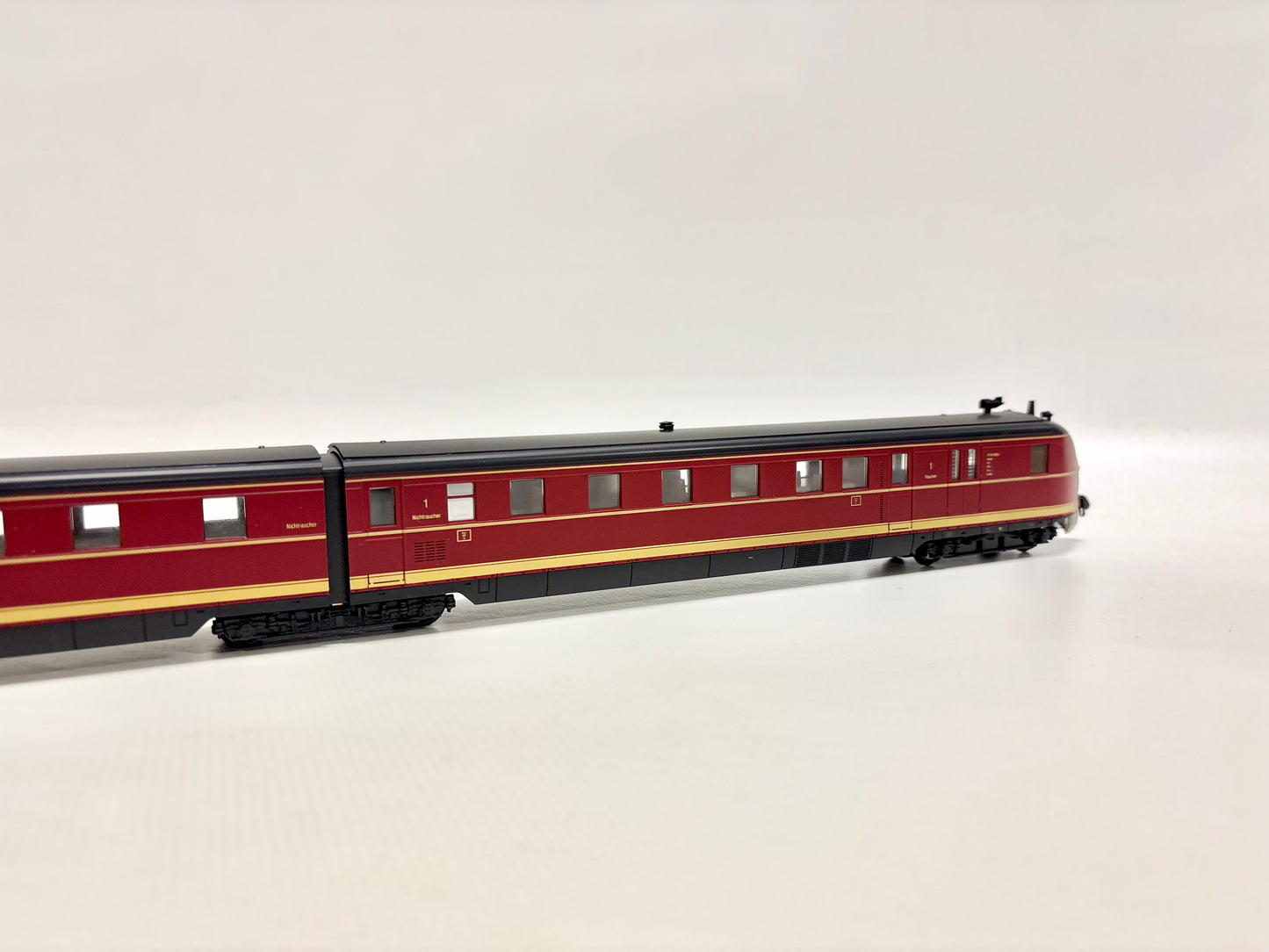 Kato 30703 Schnelltriebwagen Vt 04 "Fliegender Hamburger" DRG DC H0