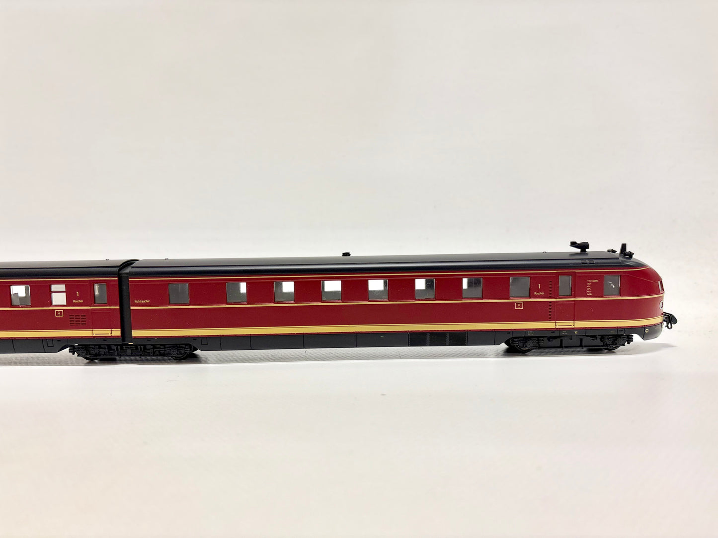 Kato 30703 Schnelltriebwagen Vt 04 "Fliegender Hamburger" DRG DC H0