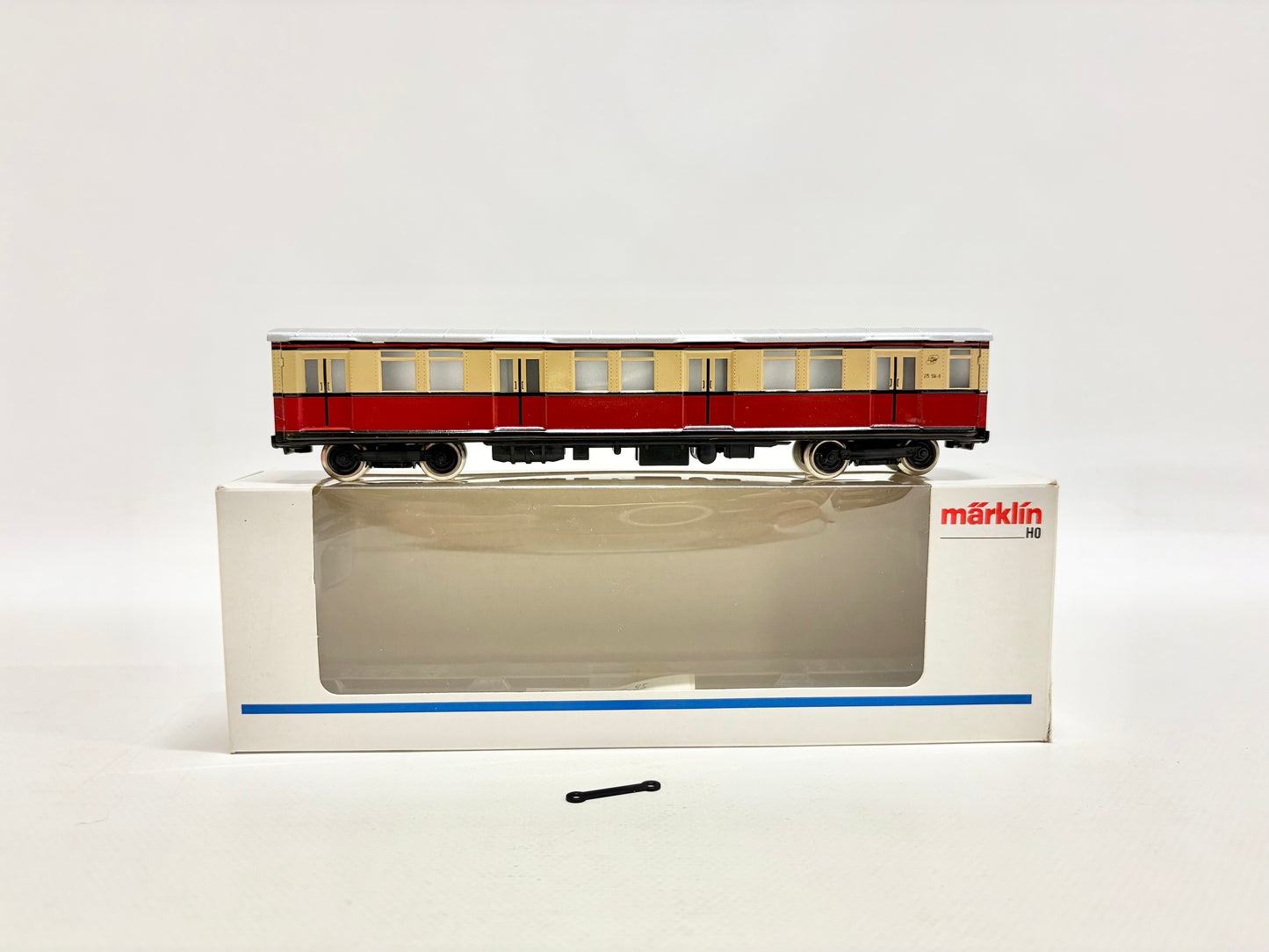 Märklin 4187 Zwischenwagen Berliner S-Bahn AC H0